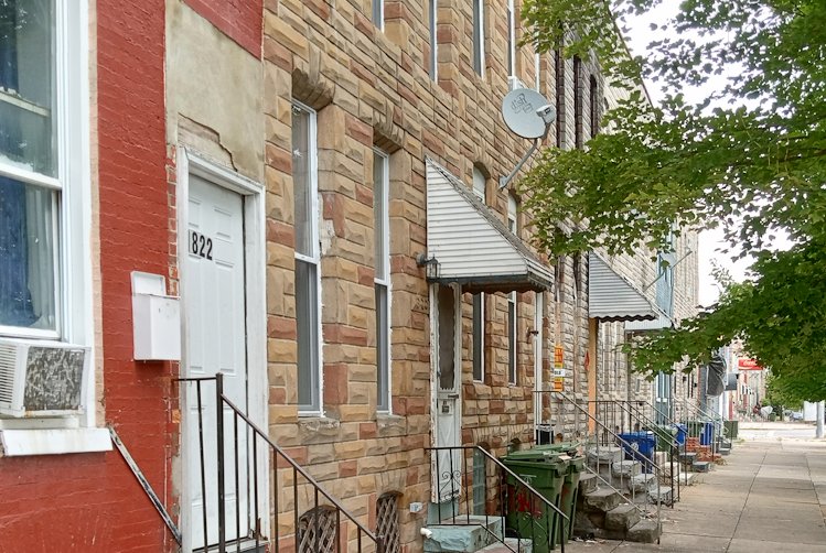 A view of formstone simulated stone stucco in Baltimore, Maryland